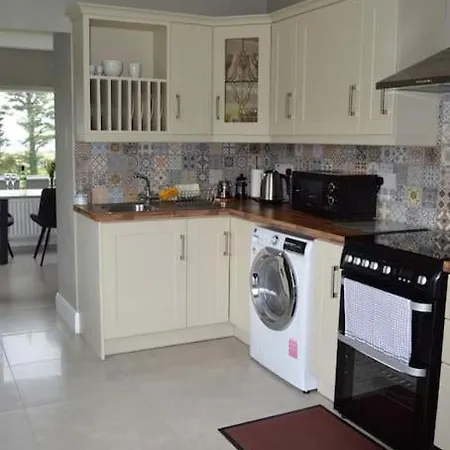 Twin Lake View - Bungalow In Pontoon Foxford Extérieur photo